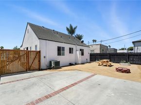 1543 79TH St., Los Angeles CA 90047