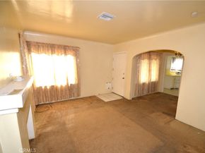 1515 W 98th Street, Los Angeles CA 90047