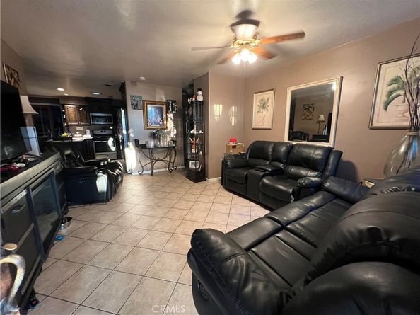 13828 Regentview Avenue, Bellflower CA 90706