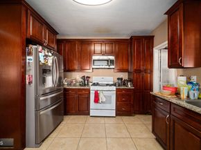 1935 Maine Avenue, Long Beach CA 90806