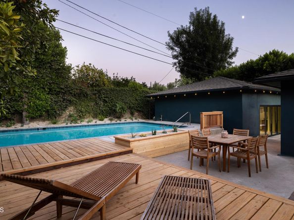 5452 Mt. Helena Avenue, Los Angeles CA 90041