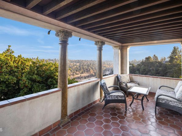 262 S San Rafael Avenue, Pasadena CA 91105