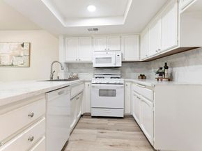 1502 Rock Glen Avenue G, Glendale CA 91205