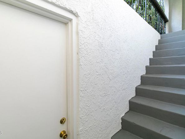 1502 Rock Glen Avenue G, Glendale CA 91205