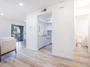 1502 Rock Glen Avenue G, Glendale CA 91205