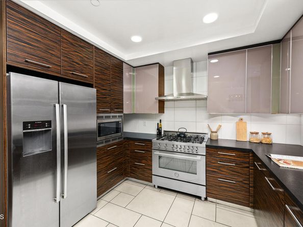 257 S Hudson Avenue 102, Pasadena CA 91101