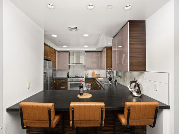 257 S Hudson Avenue 102, Pasadena CA 91101