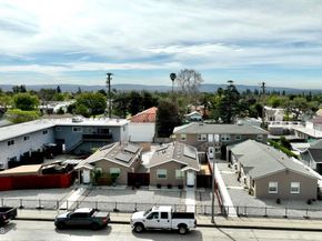 424 E Foothill Boulevard, Monrovia CA 91016