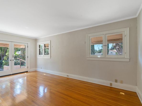 1205 S Oakland Avenue, Pasadena CA 91106