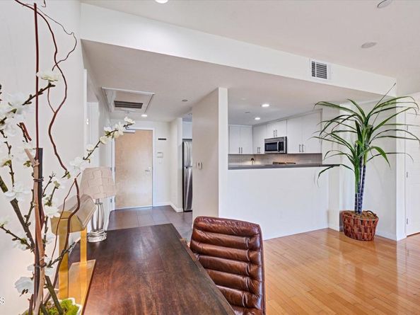 159 W Green Street 408, Pasadena CA 91105