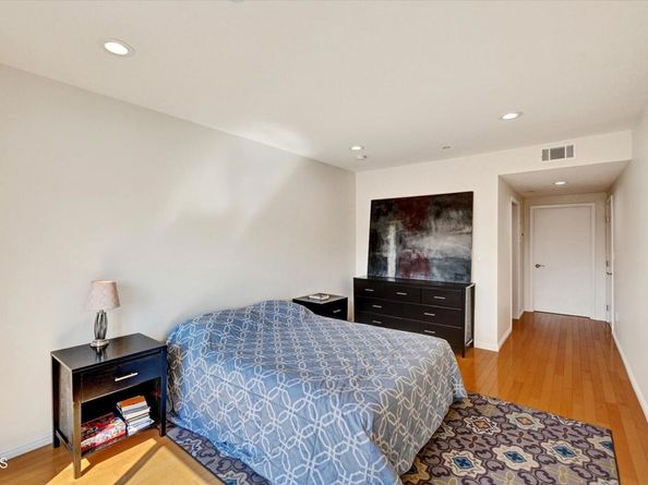 159 W Green Street 408, Pasadena CA 91105