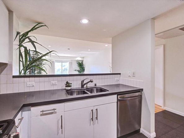 159 W Green Street 408, Pasadena CA 91105