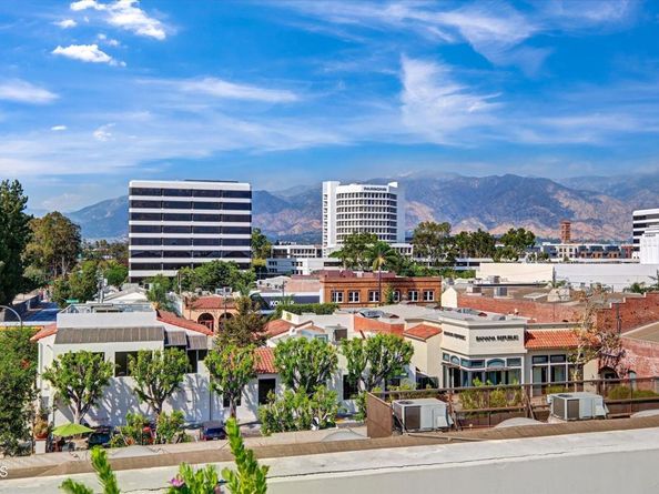 159 W Green Street 408, Pasadena CA 91105