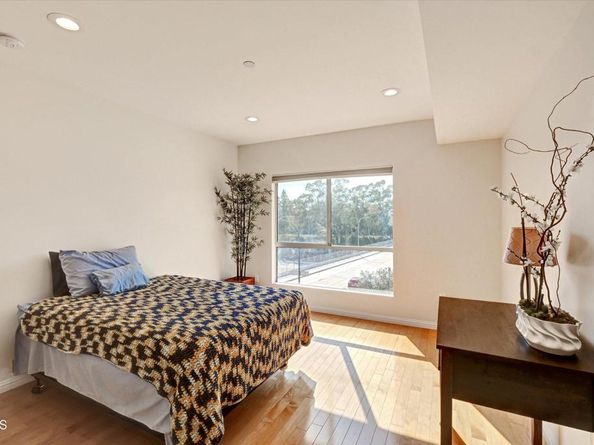 159 W Green Street 408, Pasadena CA 91105