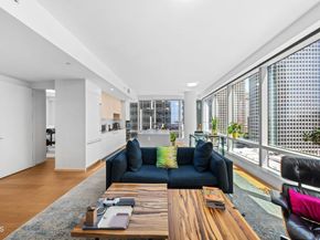 877 Francisco Street 1506, Los Angeles CA 90017