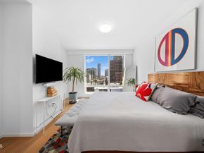 877 Francisco Street 1506, Los Angeles CA 90017