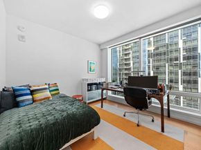 877 Francisco Street 1506, Los Angeles CA 90017