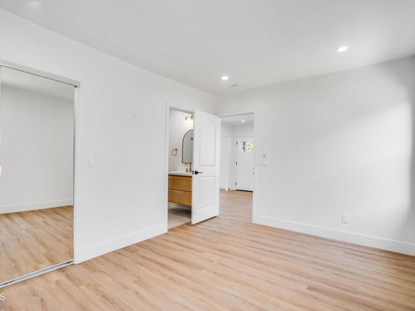 1210 W 70th Street, Los Angeles CA 90044