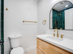 1210 W 70th Street, Los Angeles CA 90044
