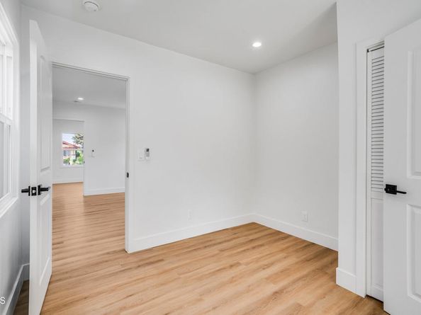 1210 W 70th Street, Los Angeles CA 90044