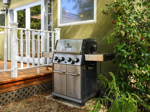 847 Eaton Drive, Pasadena CA 91107