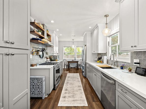847 Eaton Drive, Pasadena CA 91107