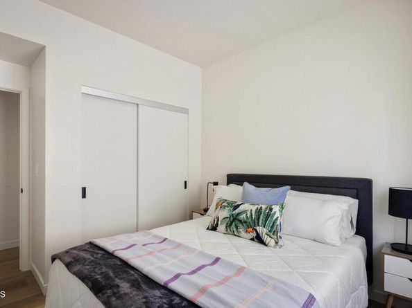 2911 1/2 N Coolidge Avenue, Los Angeles CA 90039