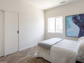 2911 1/2 N Coolidge Avenue, Los Angeles CA 90039