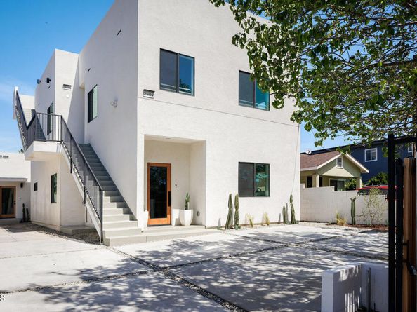 2911 1/2 N Coolidge Avenue, Los Angeles CA 90039