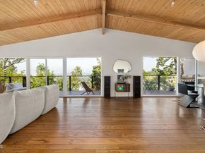 6201 1/4 Saylin Lane, Los Angeles CA 90042