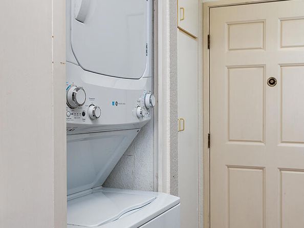 377 W California Ave #18, Glendale CA 91203