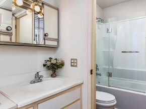 377 W California Ave #18, Glendale CA 91203