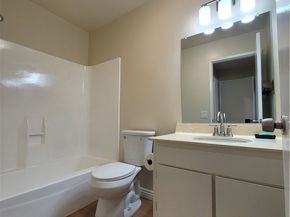 3565 Linden Avenue 306, Long Beach CA 90807