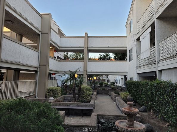 3565 Linden Avenue 306, Long Beach CA 90807