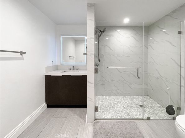 2939 Leeward Avenue 419, Los Angeles CA 90005