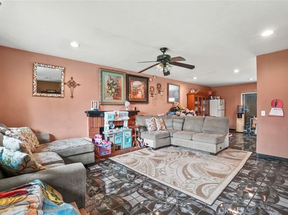 2119 S Phoenix, Ontario CA 91761