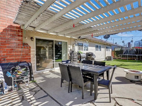 15391 Rushmoor Lane, Huntington Beach CA 92647