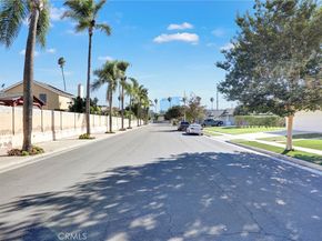 15391 Rushmoor Lane, Huntington Beach CA 92647