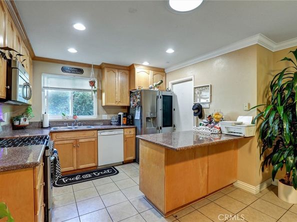 15391 Rushmoor Lane, Huntington Beach CA 92647