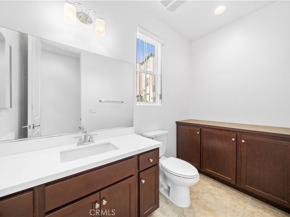 227 Promenade, Pomona CA 91767