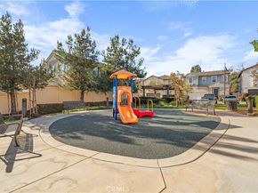 227 Promenade, Pomona CA 91767