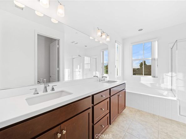 227 Promenade, Pomona CA 91767