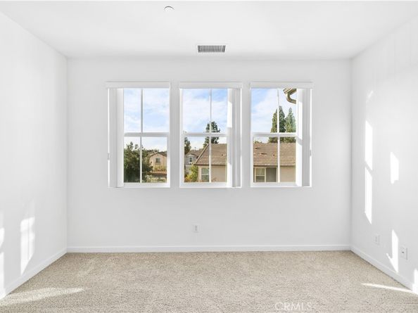 227 Promenade, Pomona CA 91767