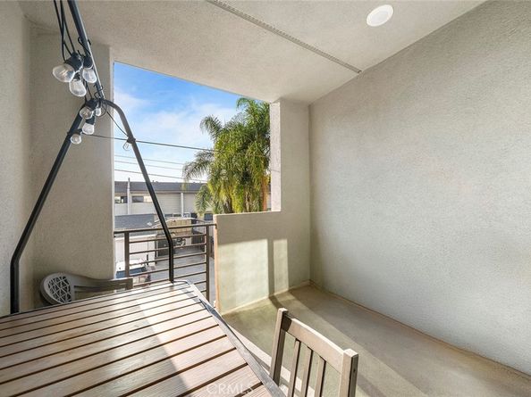 229 Scratch Rd, Covina CA 91722