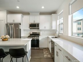 229 Scratch Rd, Covina CA 91722