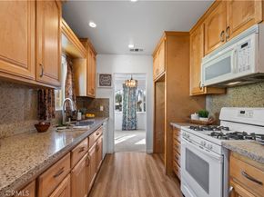 457 Chester Place, Pomona CA 91768