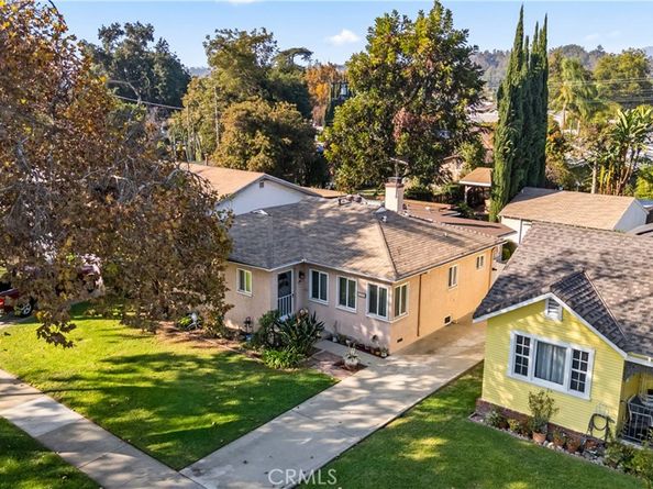 457 Chester Place, Pomona CA 91768