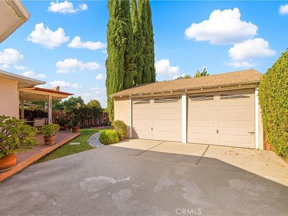 457 Chester Place, Pomona CA 91768