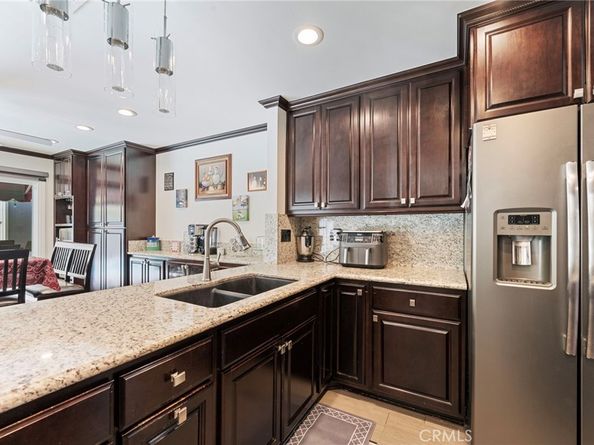 11 Rising Hill Road, Pomona CA 91766