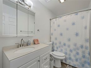 11 Rising Hill Road, Pomona CA 91766